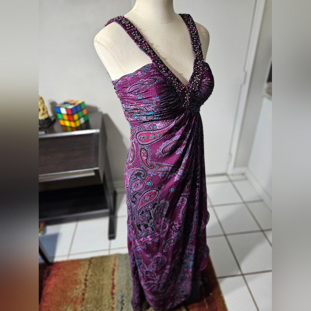 Cachet Purple Paisley Maxi Dress NWOT Size 4 - Picture 5 of 8